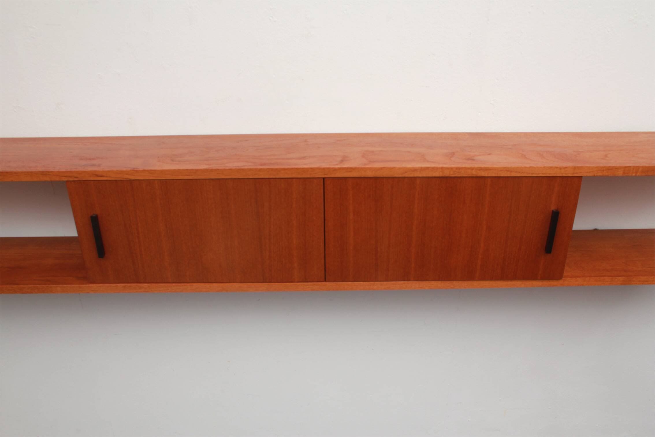 1960s wall unit with doors in teak