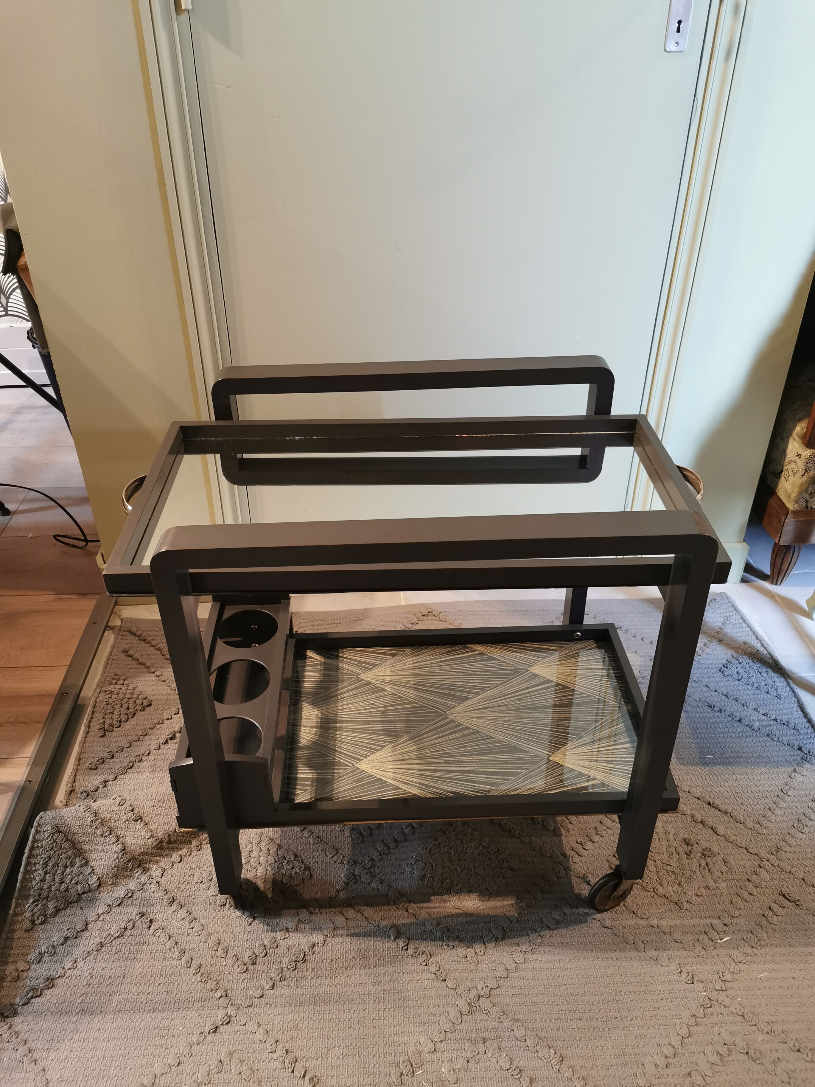 Art Deco rolling service revamped