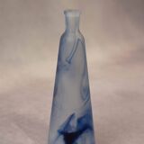 Conical soliflore vase in mixed blue and white glass