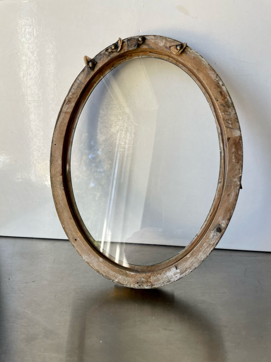 Antique Wooden gilded colored Oval  Picture Frame with glass