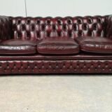 Chesterfield leather sofa burgundy English style