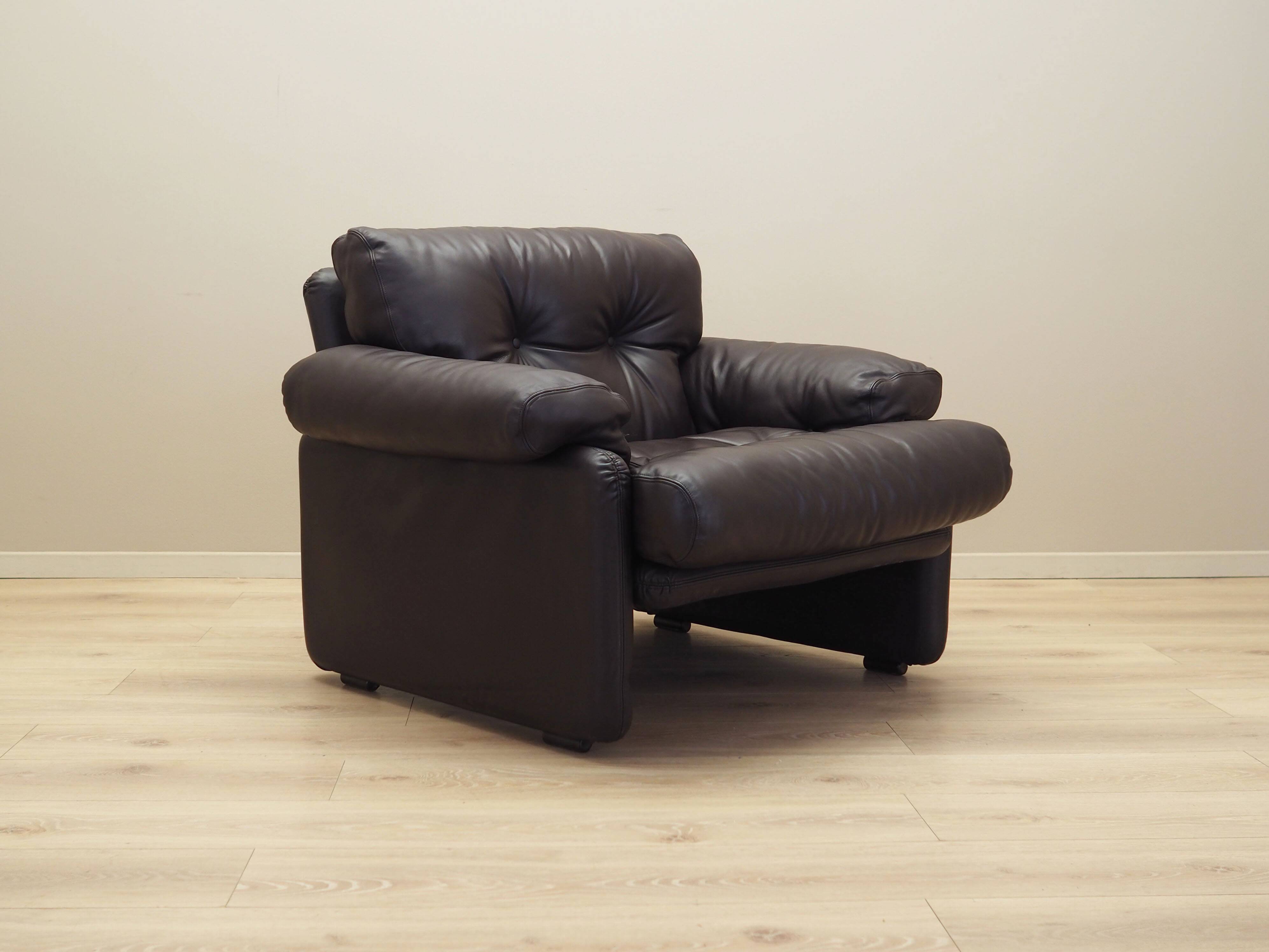Ensemble de salon en cuir, design italien, années 1960, fabricant : B&B Italia, d
