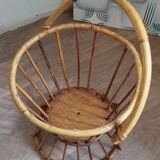 Rattan worker