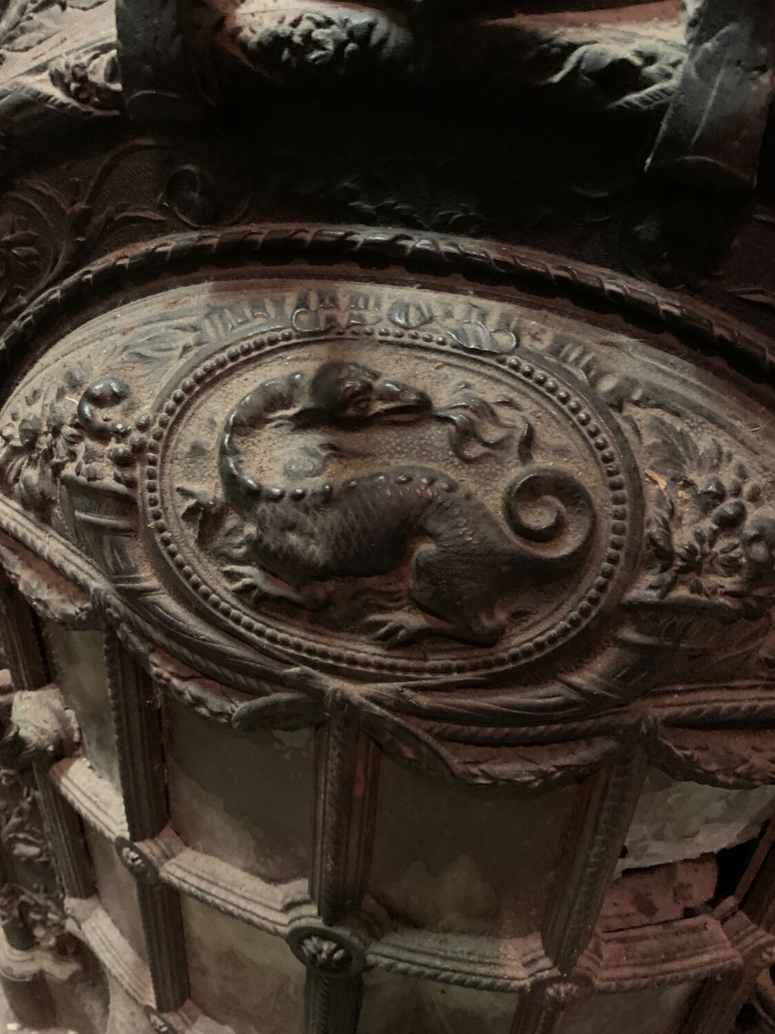 Cast iron stove La Salamandre