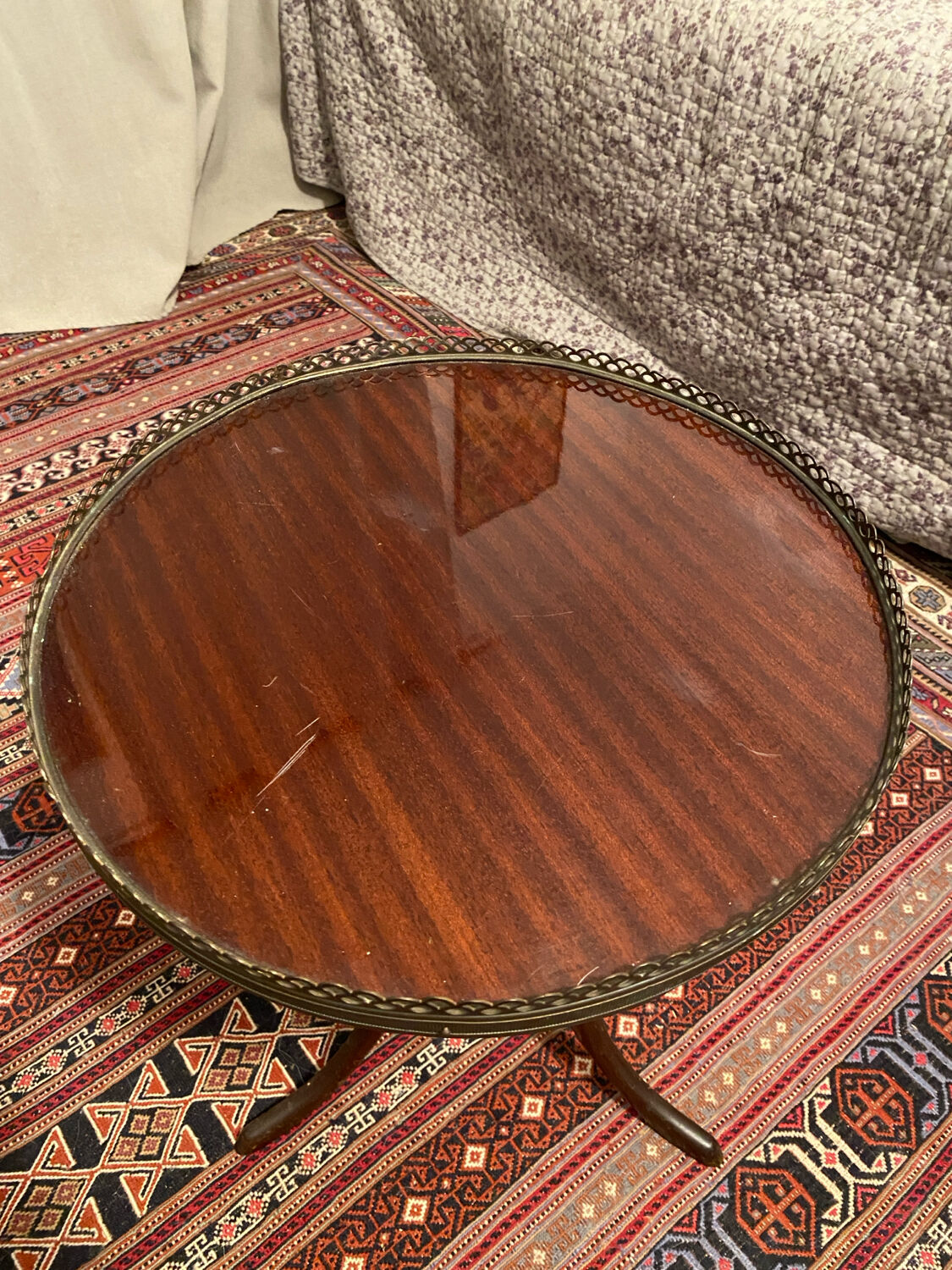 Small side table in Louis XVI style