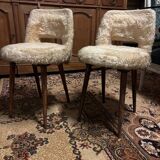 Paire de chaises moumoute