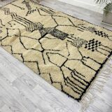 Handmade wool Berber rug 278 X 150 CM