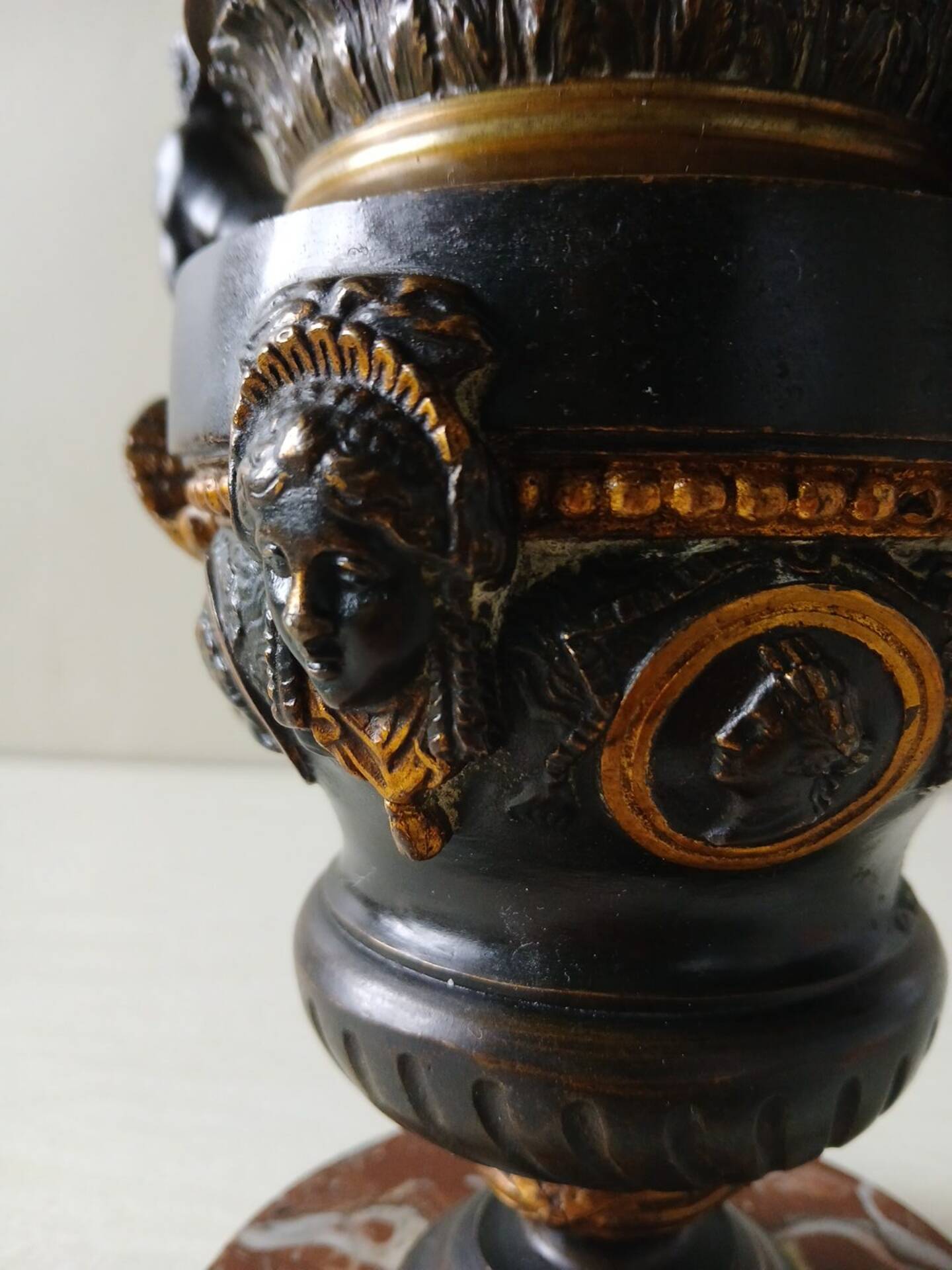 Ancient Médicis vase in gilded bronze with sphinxes – Napoleon III 19th century