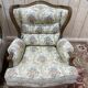 Paire de fauteuils bergères de style Louis XVa oreilles