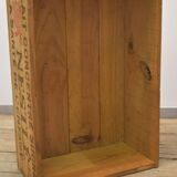 Wooden case of the Nestlé no1 brand