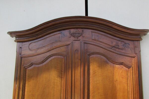 Louis XV wardrobe façade, walnut