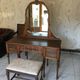 Hairdresser and bench made a usa Simmons furniture