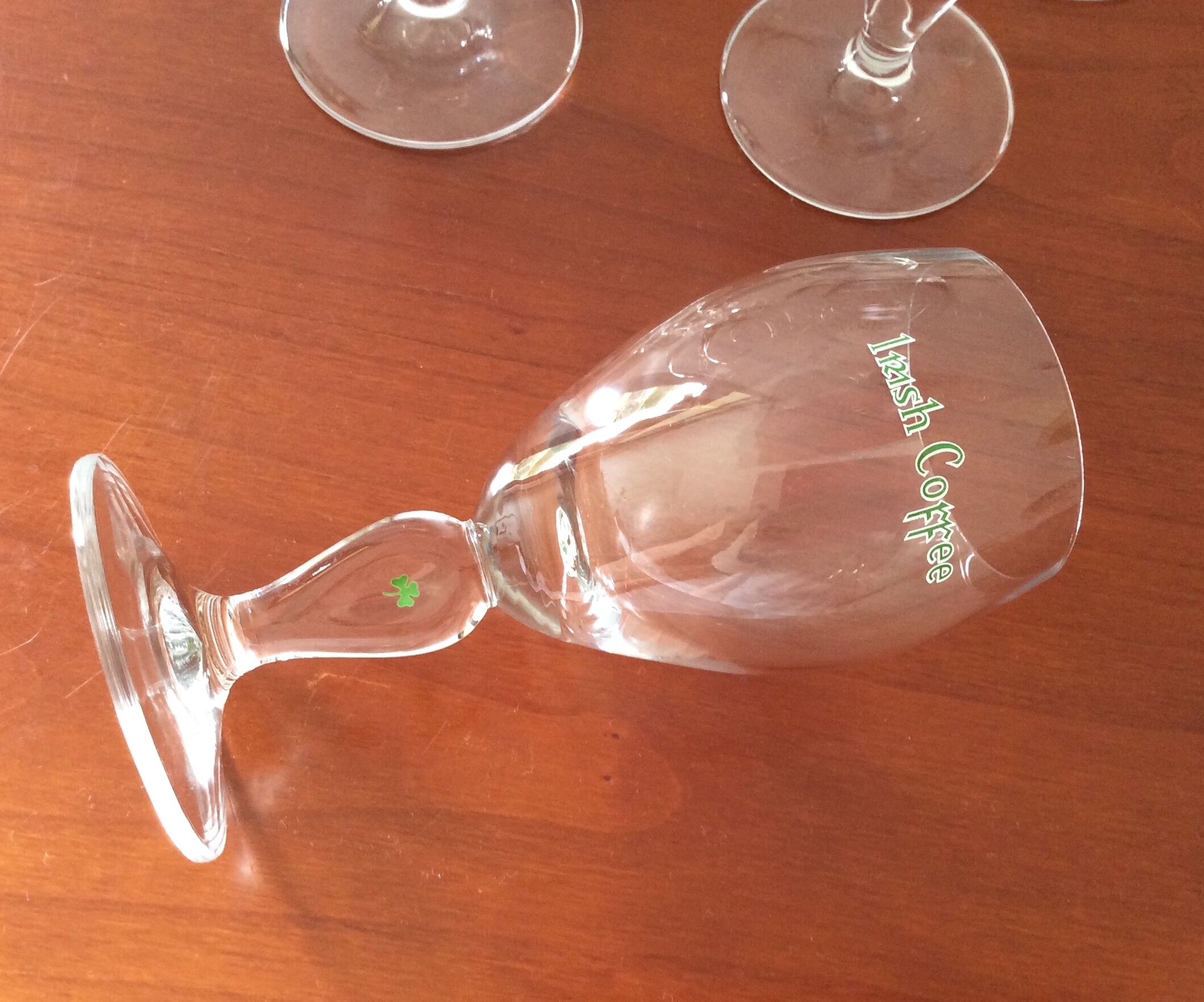 Set of 6 glasses on foot serographed "Irish Coffee"
