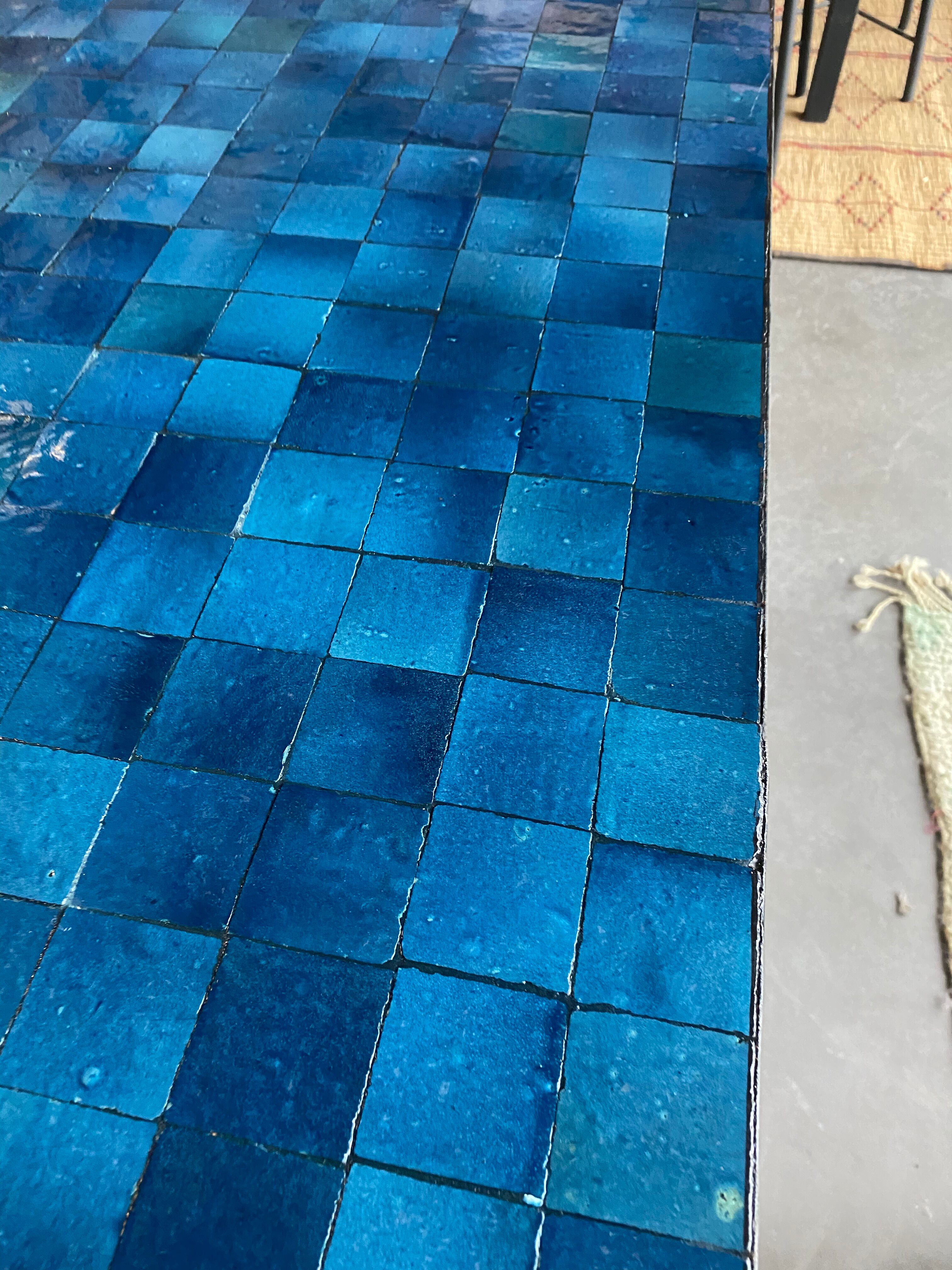 Table zellige 4 people outside