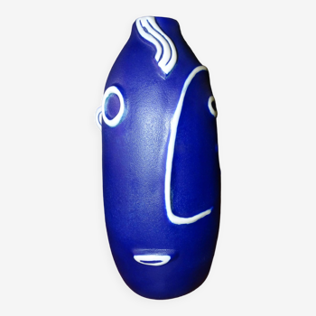 Vase en ceramique a decor de visage stylisé