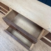 Meuble de mercerie ancien