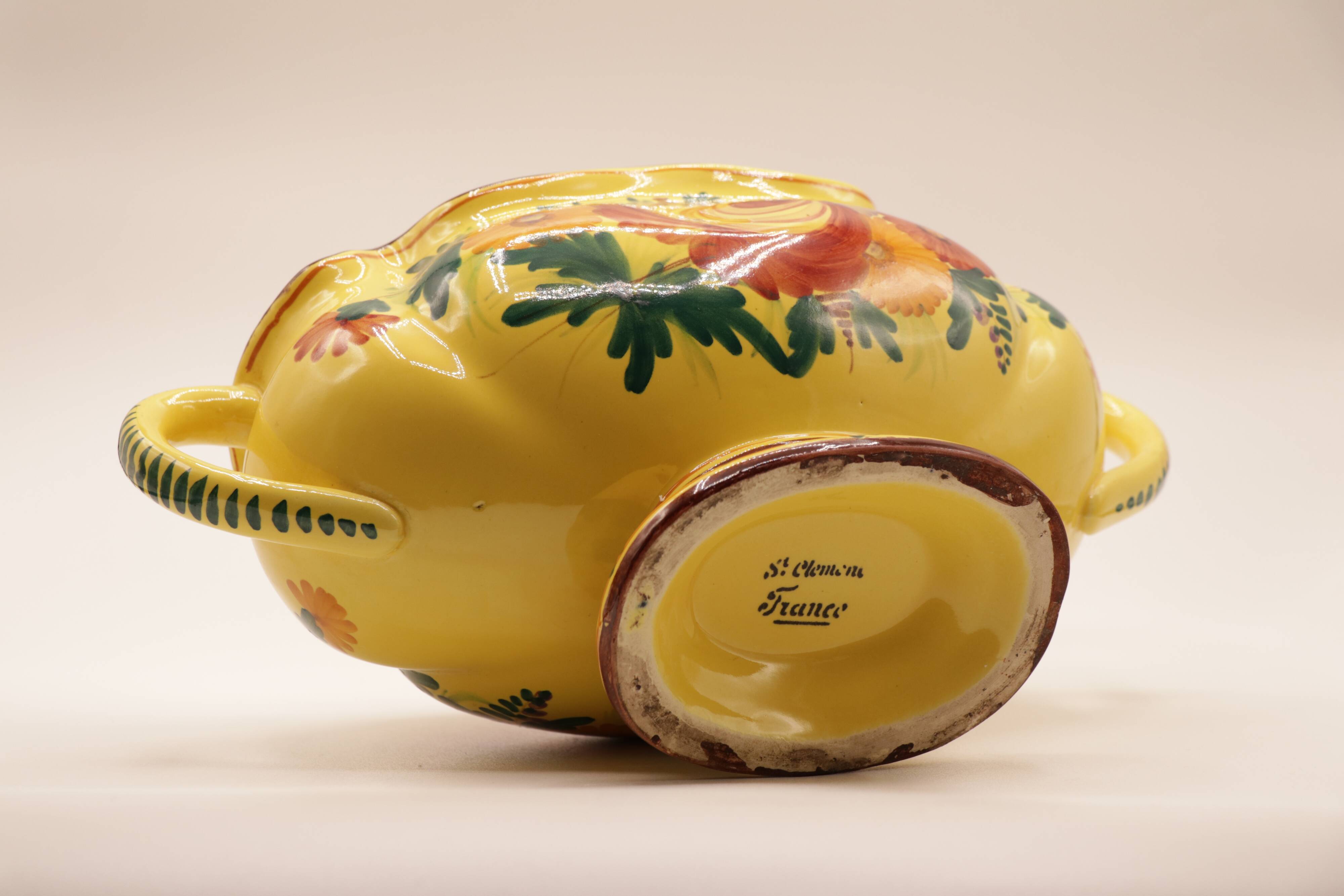 St Clément ceramic fruit bowl