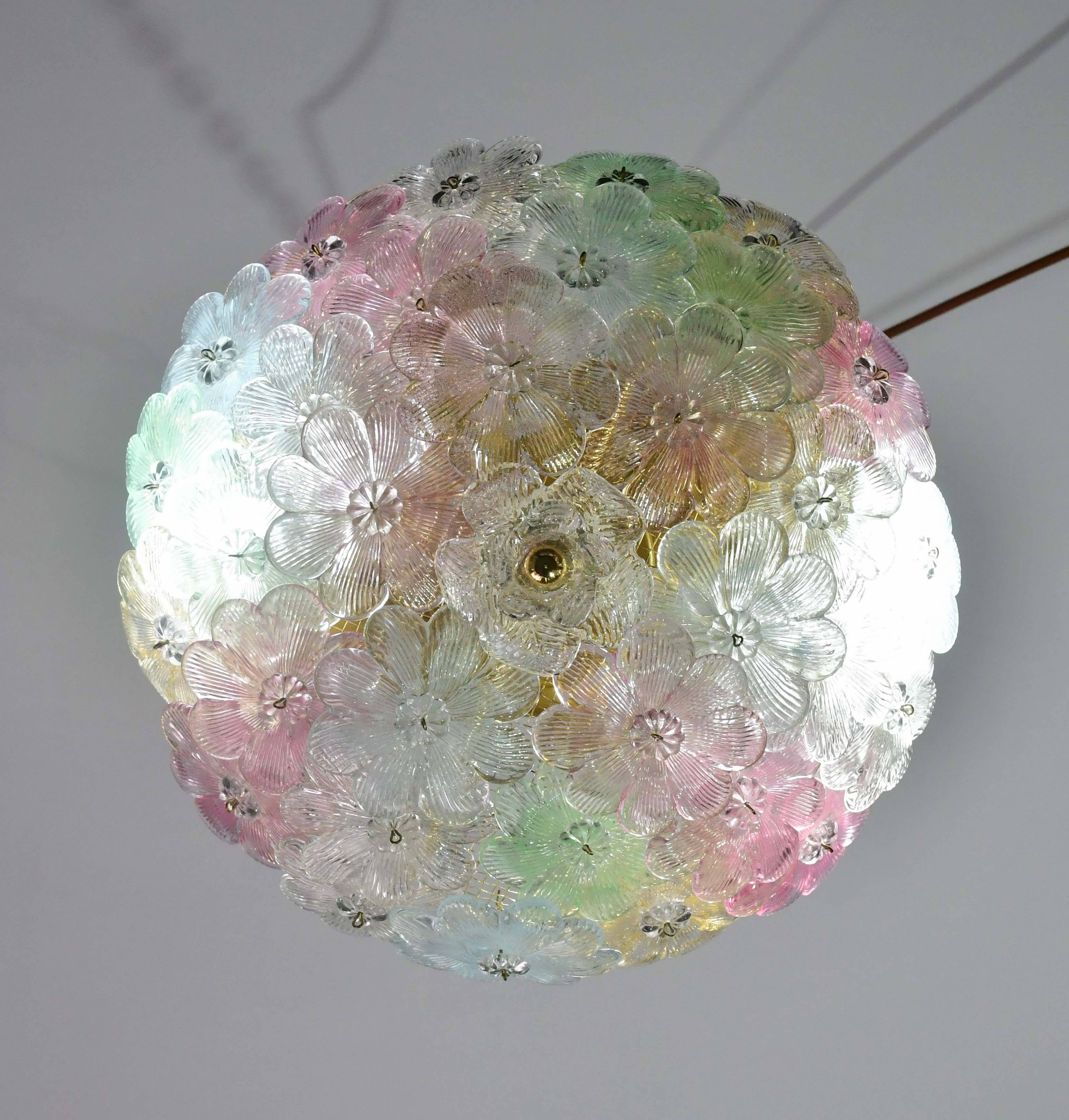 Charming Murano Barovier & Toso flowers flush light fixture, ceiling, 1960s