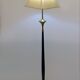 Lampadaire en acajou et laiton, années 1950