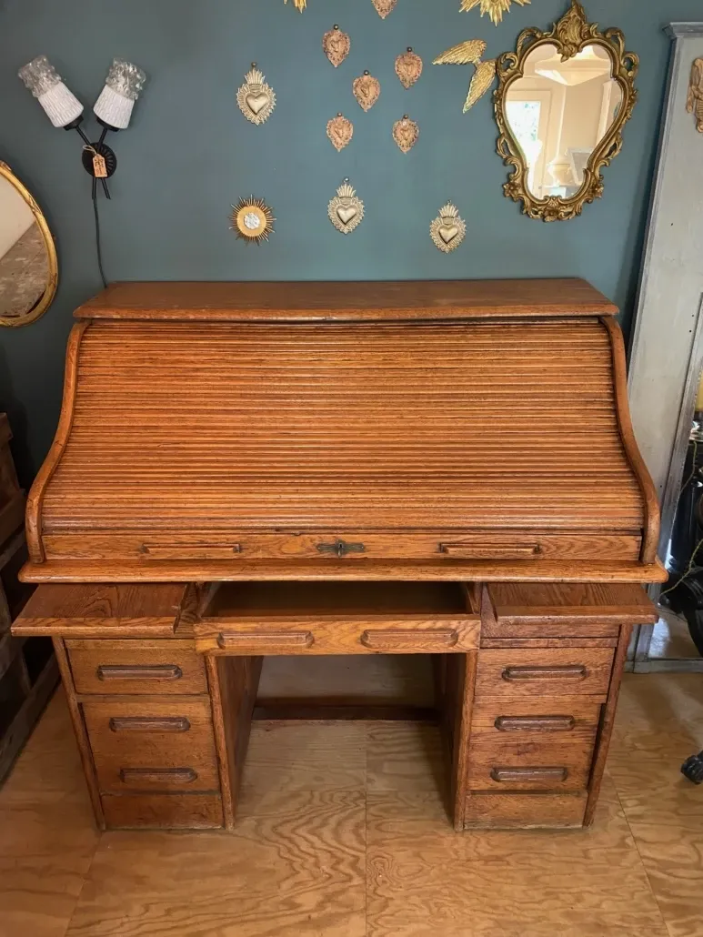 American cylinder desk 1930