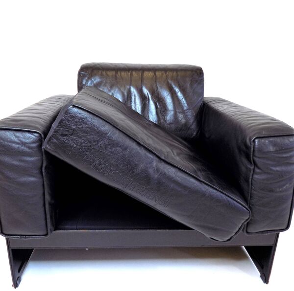 Fauteuil lounge en cuir Matteo Grassi Korium KM 3/1 par Tito Agnoli, 1980