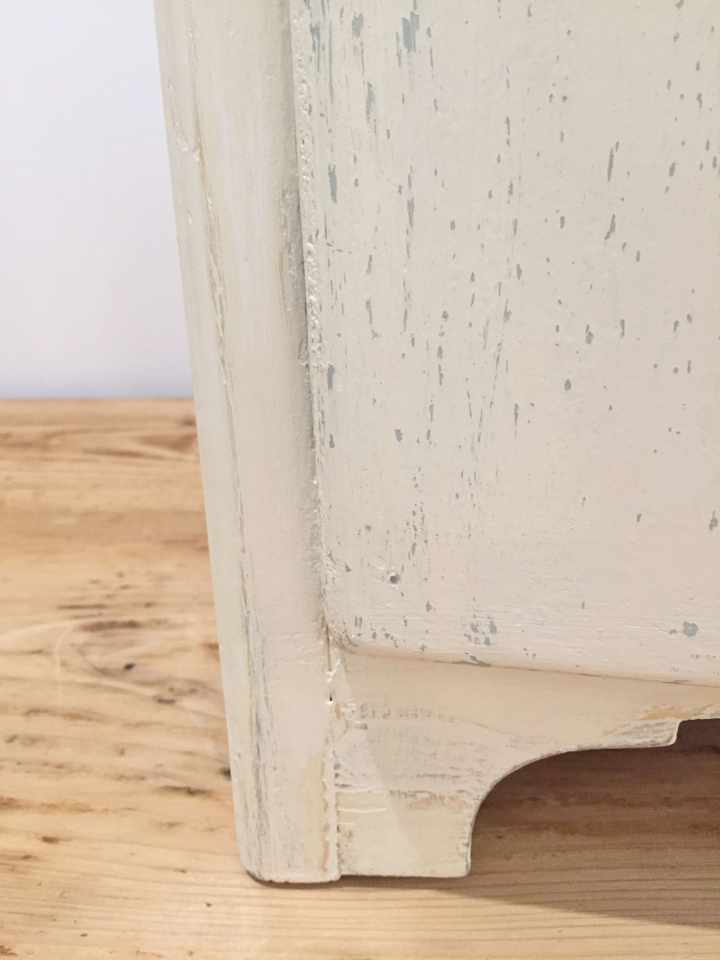 Small green grey vintage Cabinet