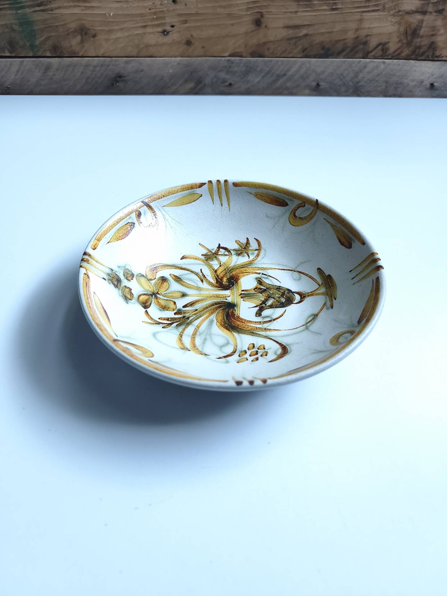Vintage hollow plate Keraluc Quimper France G6 floral decoration bo