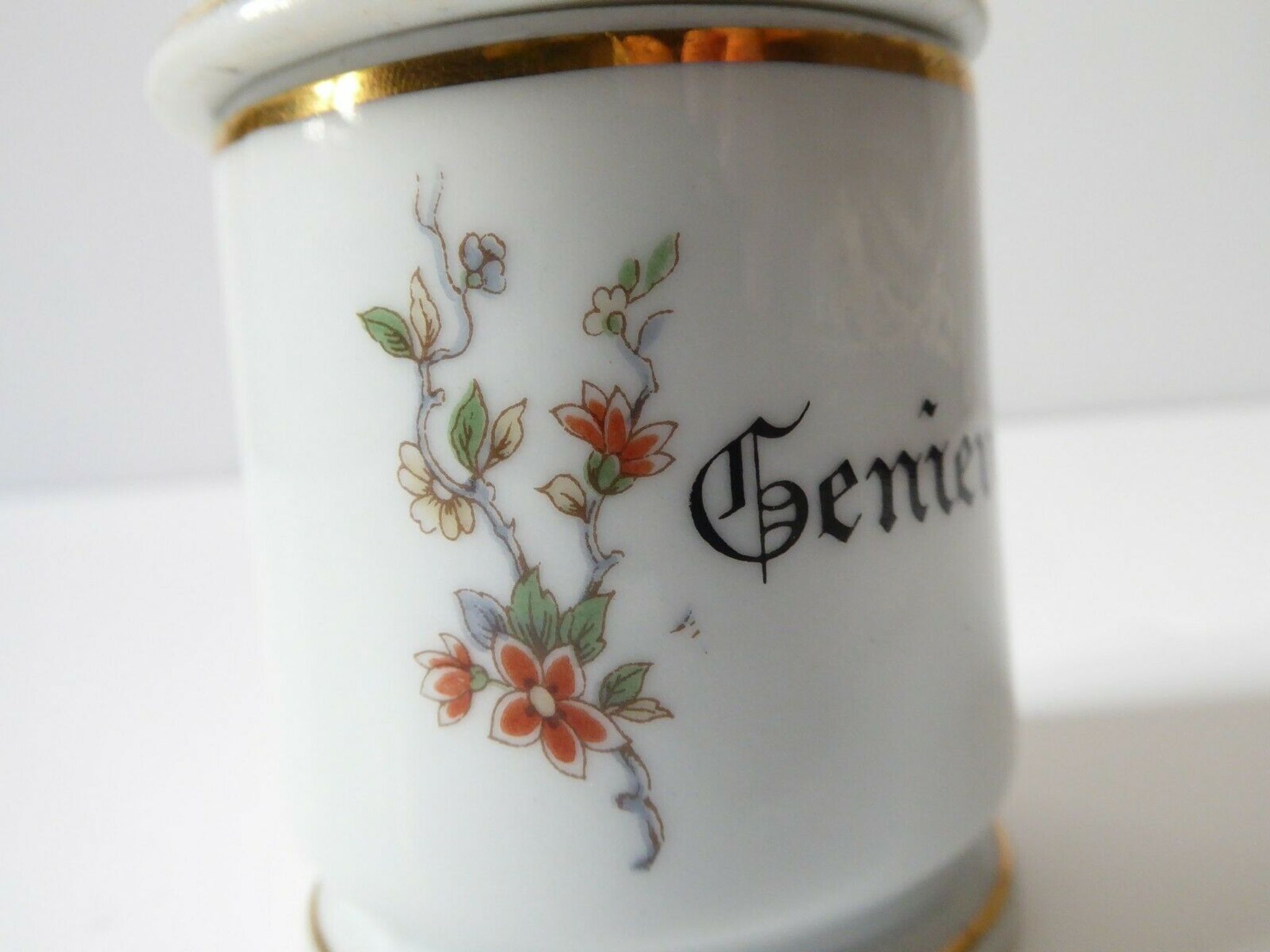 French porcelain genièvre spice pot