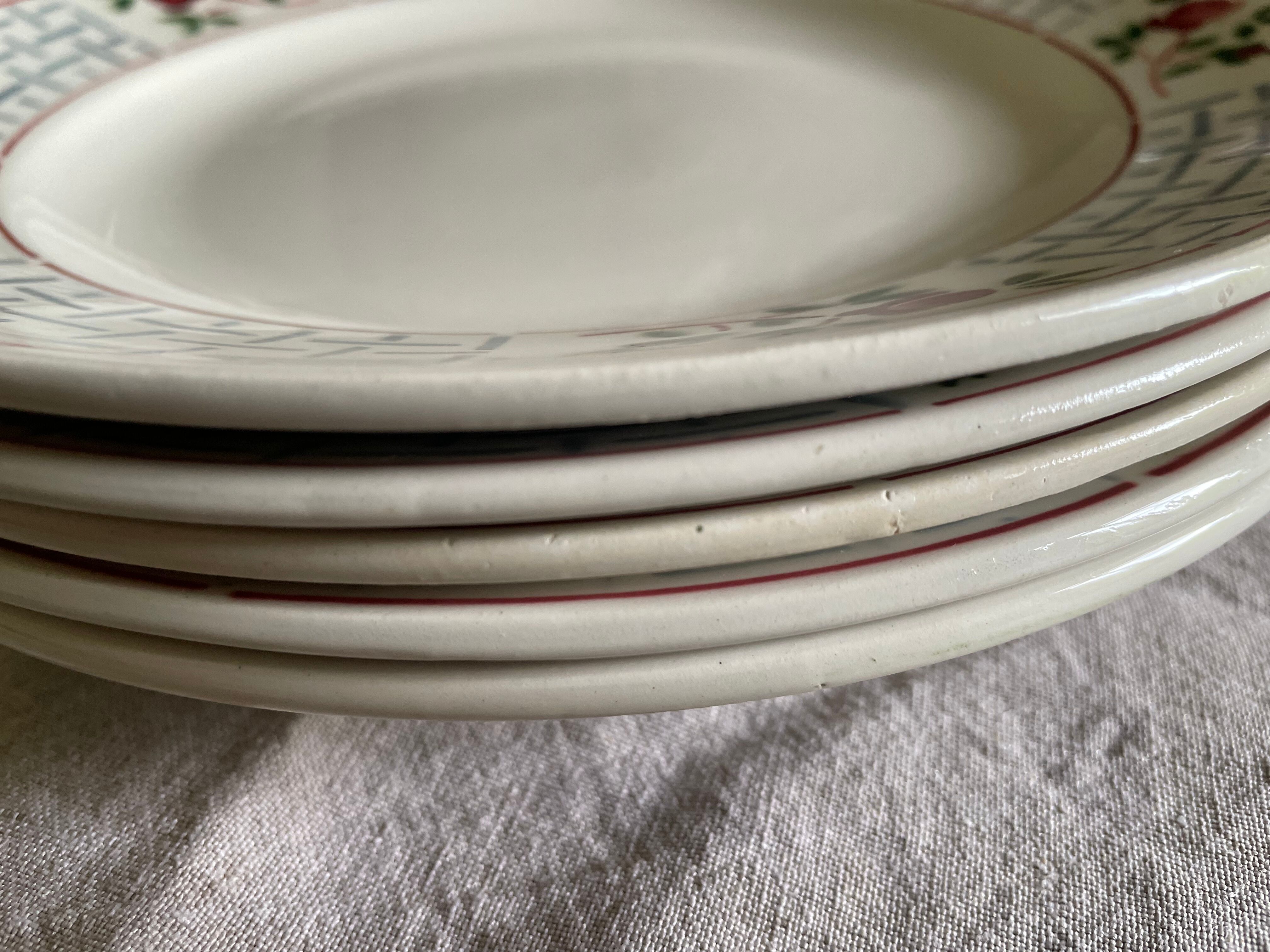 Flat plates Sarreguemines model Christiane