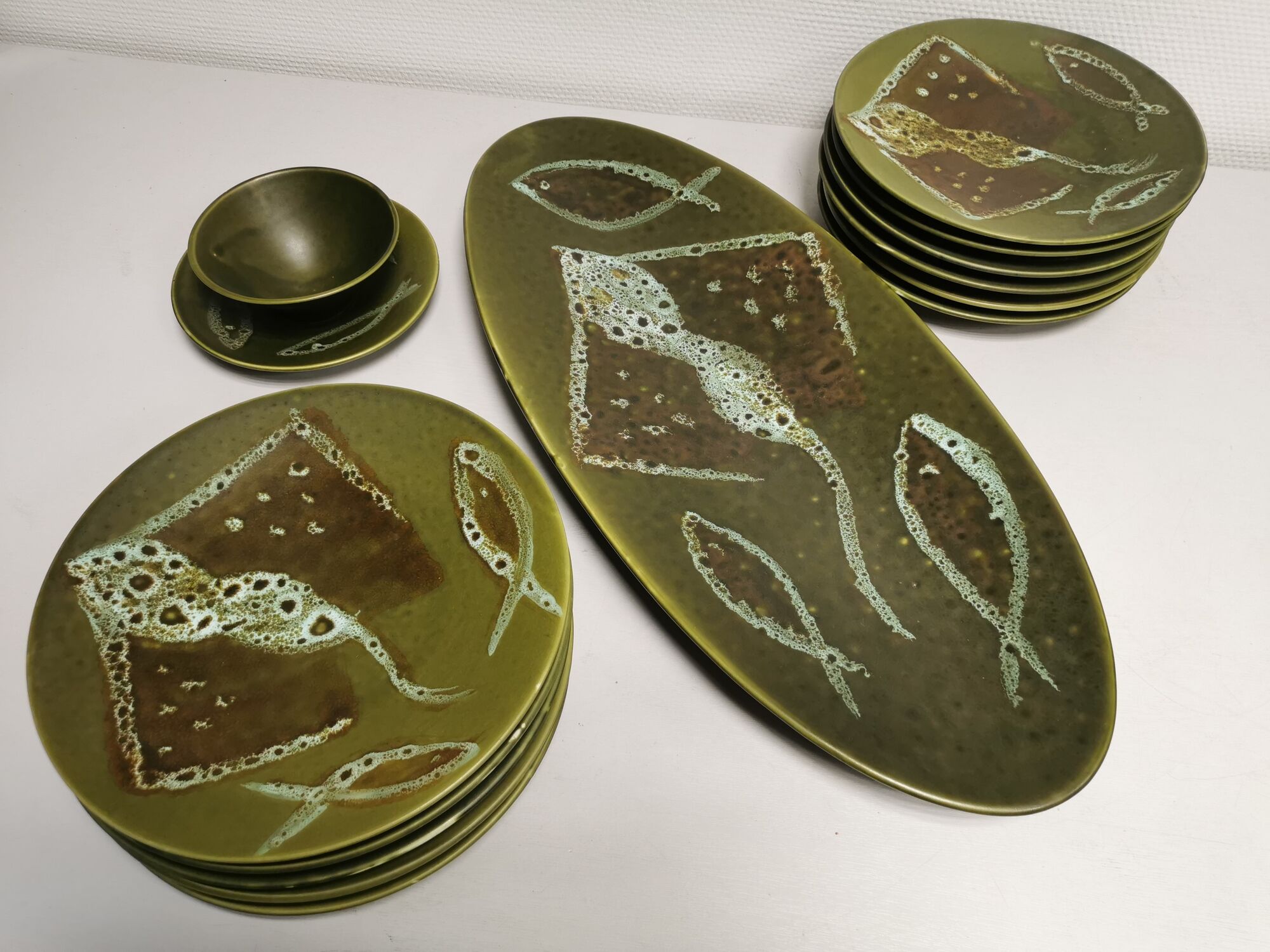 Vintage fish service NIDERVILLER , PLAT + 12 plates + sausages