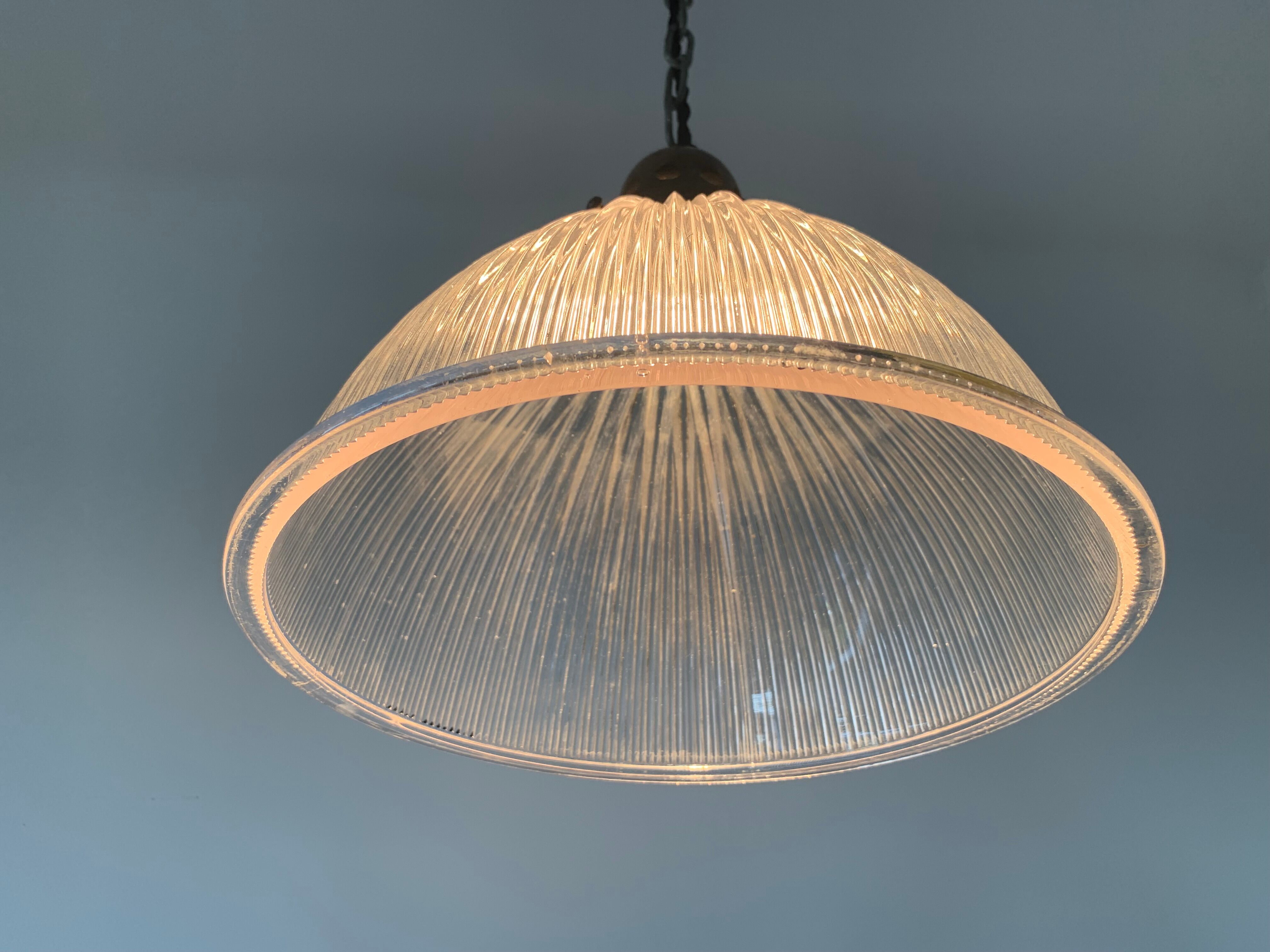 Suspension holophane ancienne