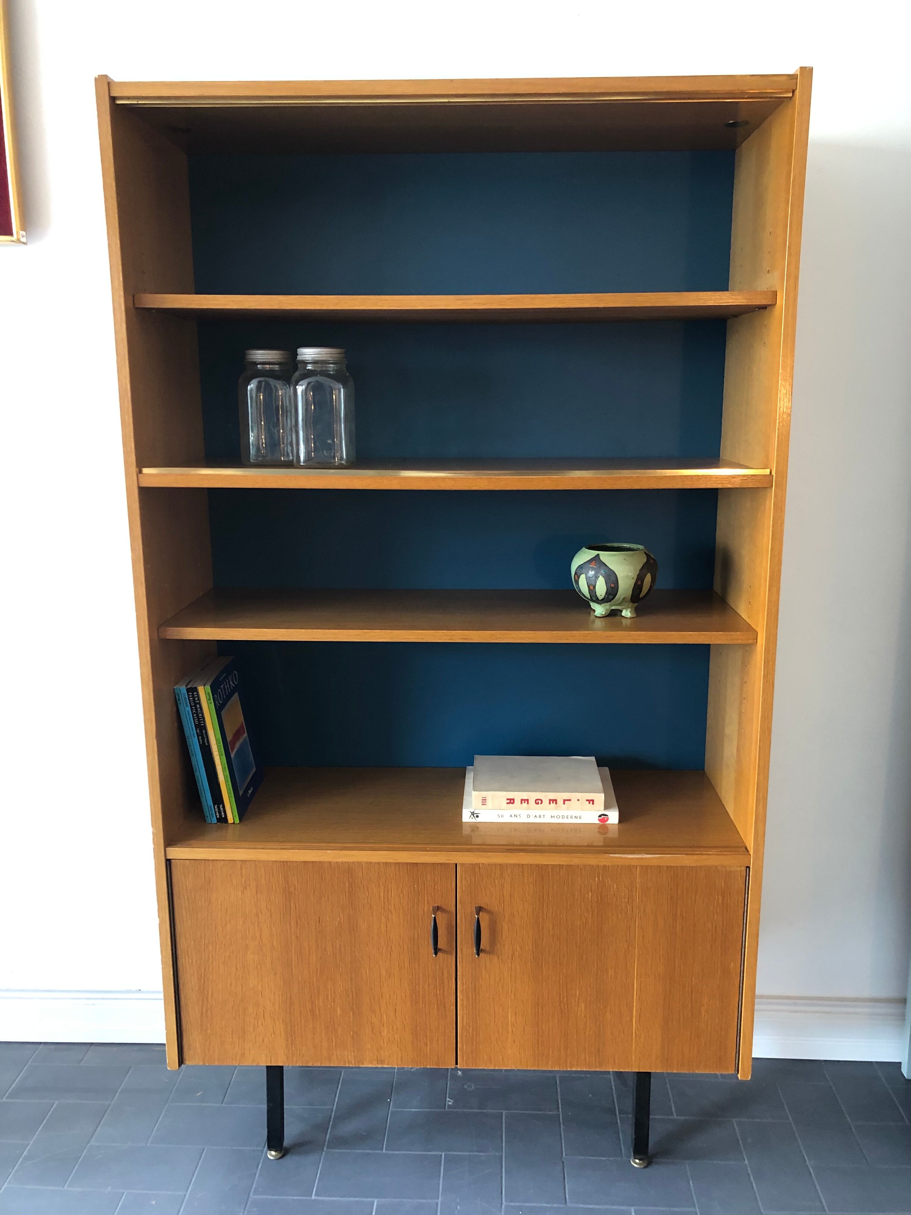 Vintage library design 50
