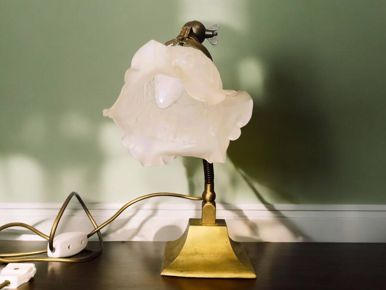 Art deco 1930s general electric brass goose neck table lamp