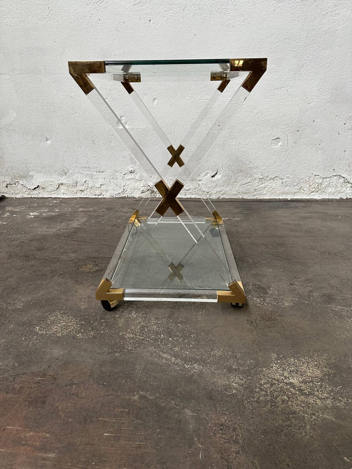 Serving cart or trolley in altuglass and brass