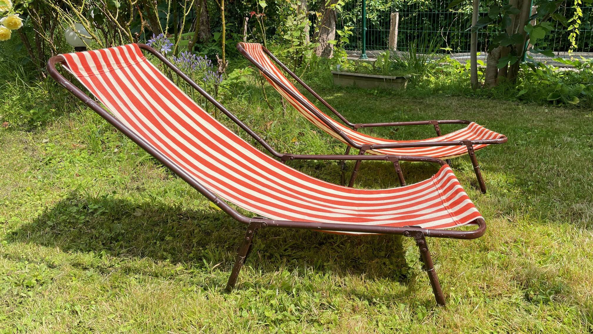 Vintage portable and removable deckchair