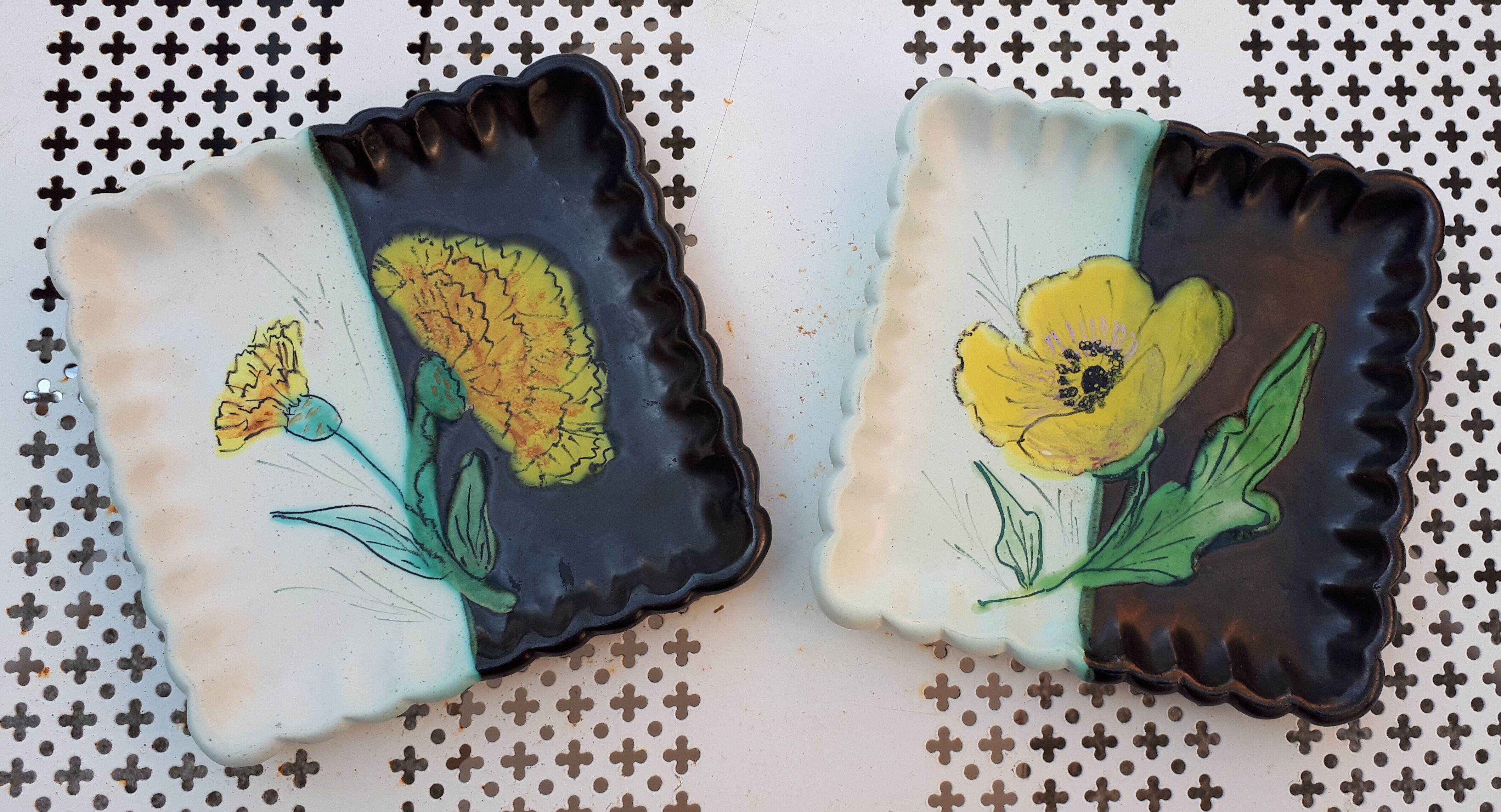 Empty pocket Cerenne Vallauris Yellow Carnation