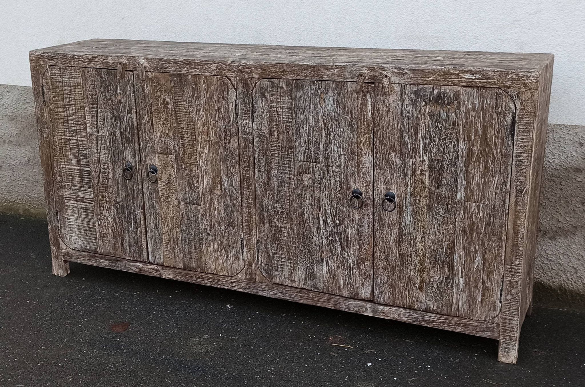 Buffet 4 portes en bois brut