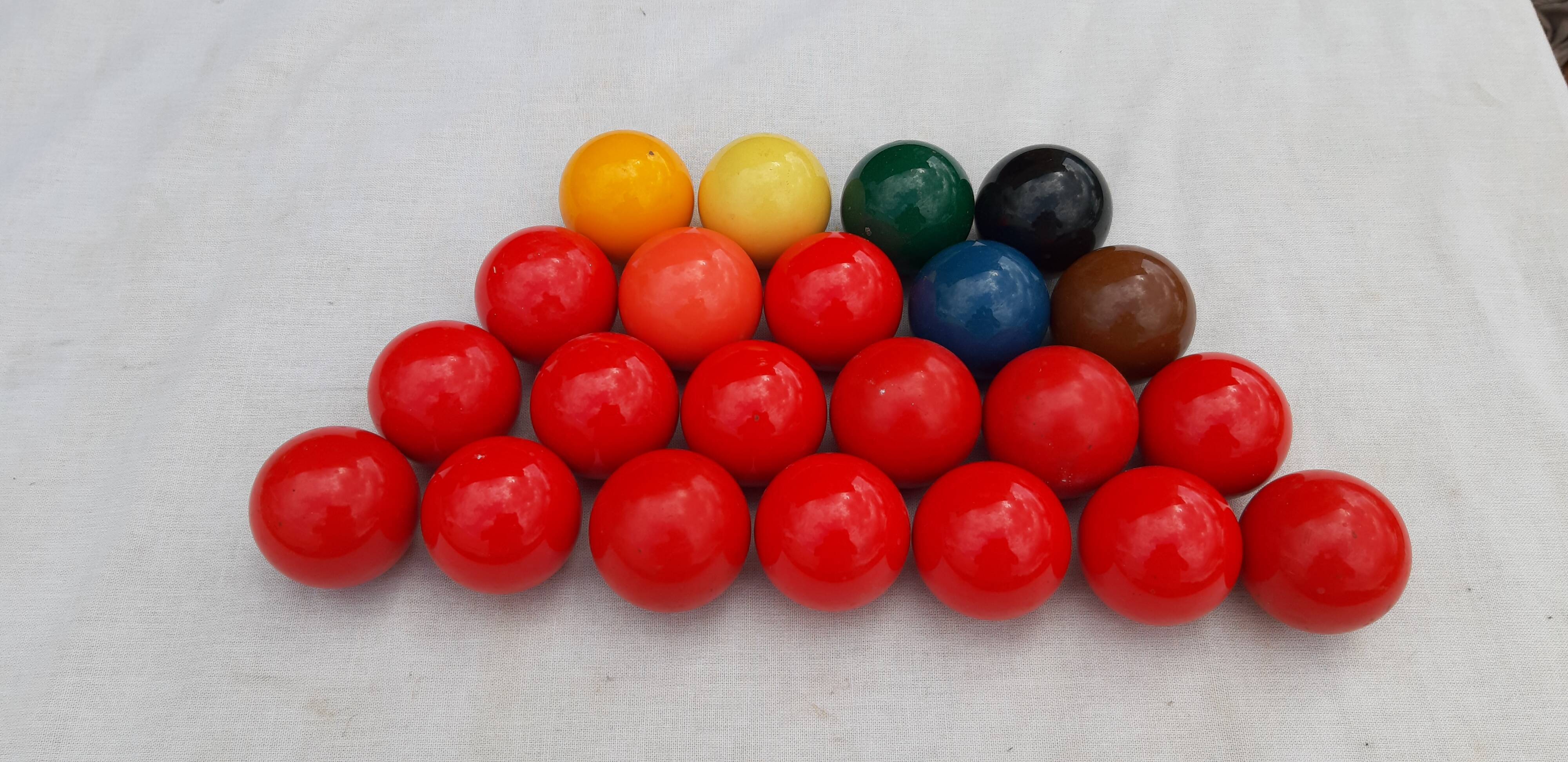 English Billiard Balls