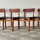 Ensemble de 4 chaises de salle à manger vintage avec vinyle noir