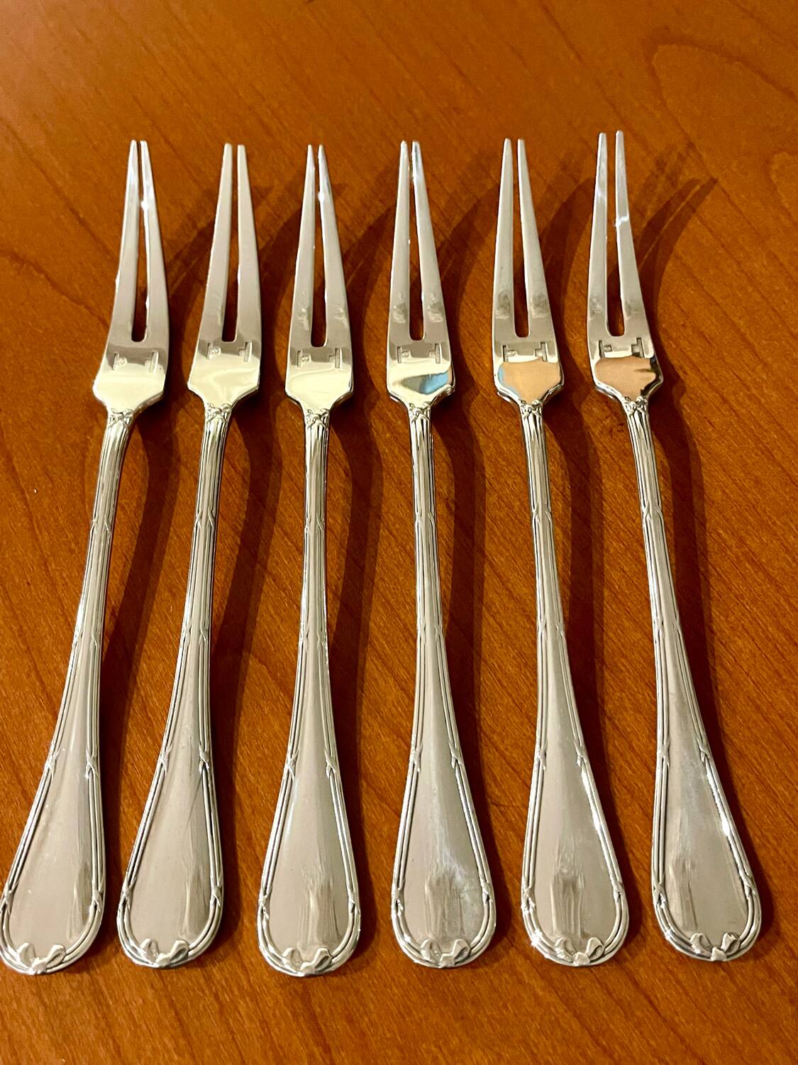 Christofle ribbons 6 snail forks excellent condition