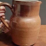 Pichet ancien pot à lait en grés 2 litres - artisanat brut et authentique, vers 1970's
