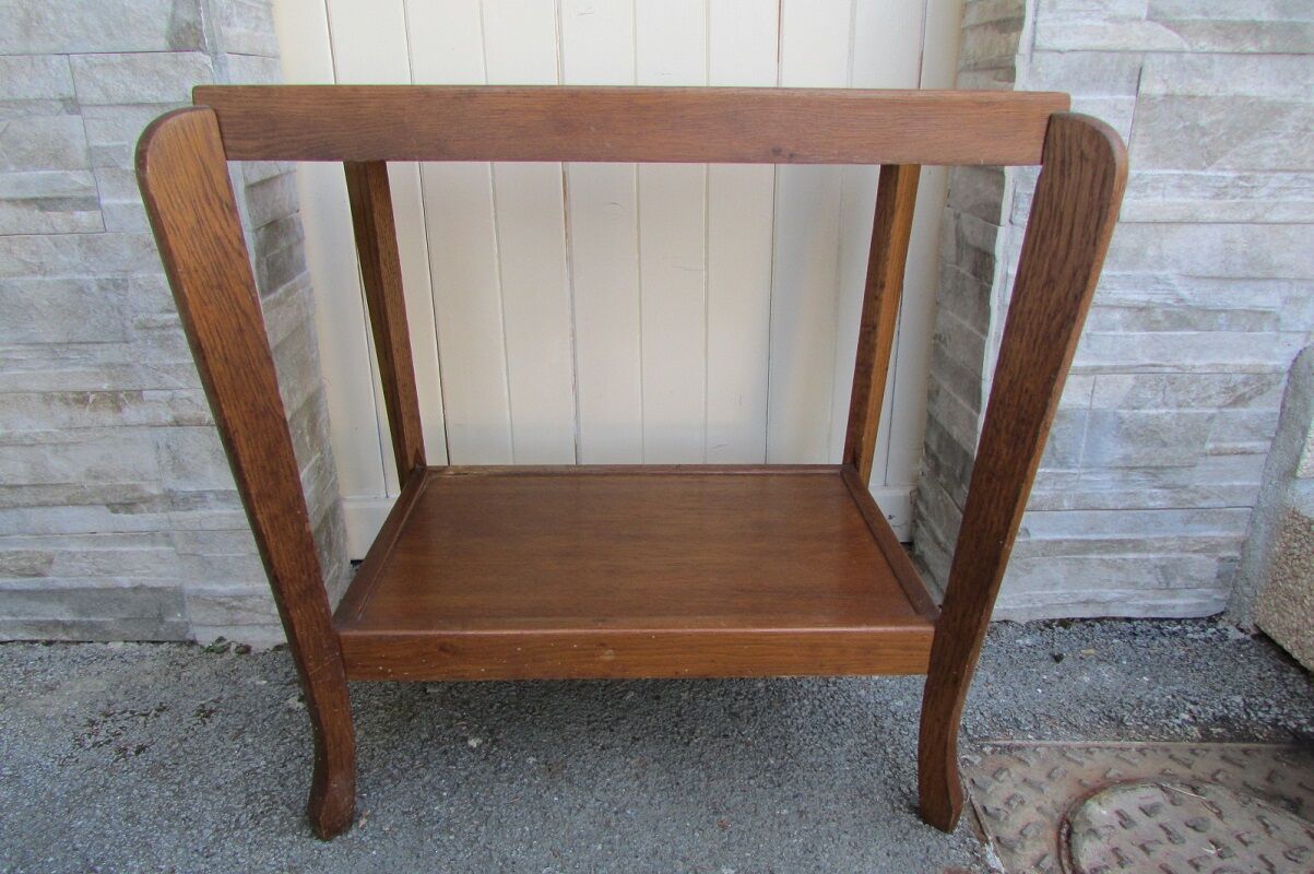 Pedestal table, late Art Deco tea table, 50-60 oak
