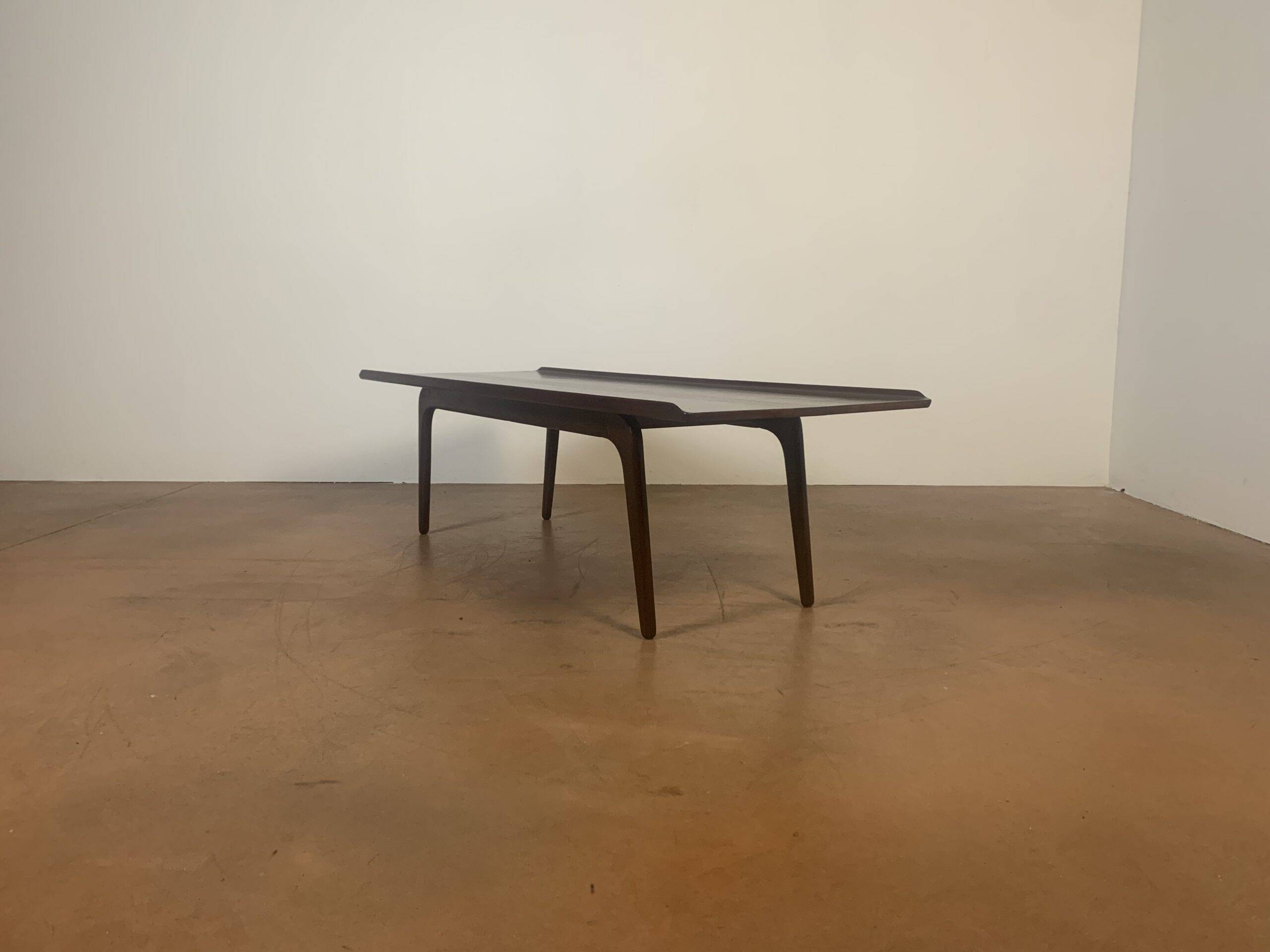 Aksel Bender Madsen coffee table