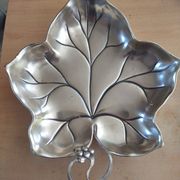 Plat en feuilles de vigne silver plate métal argenté wmf