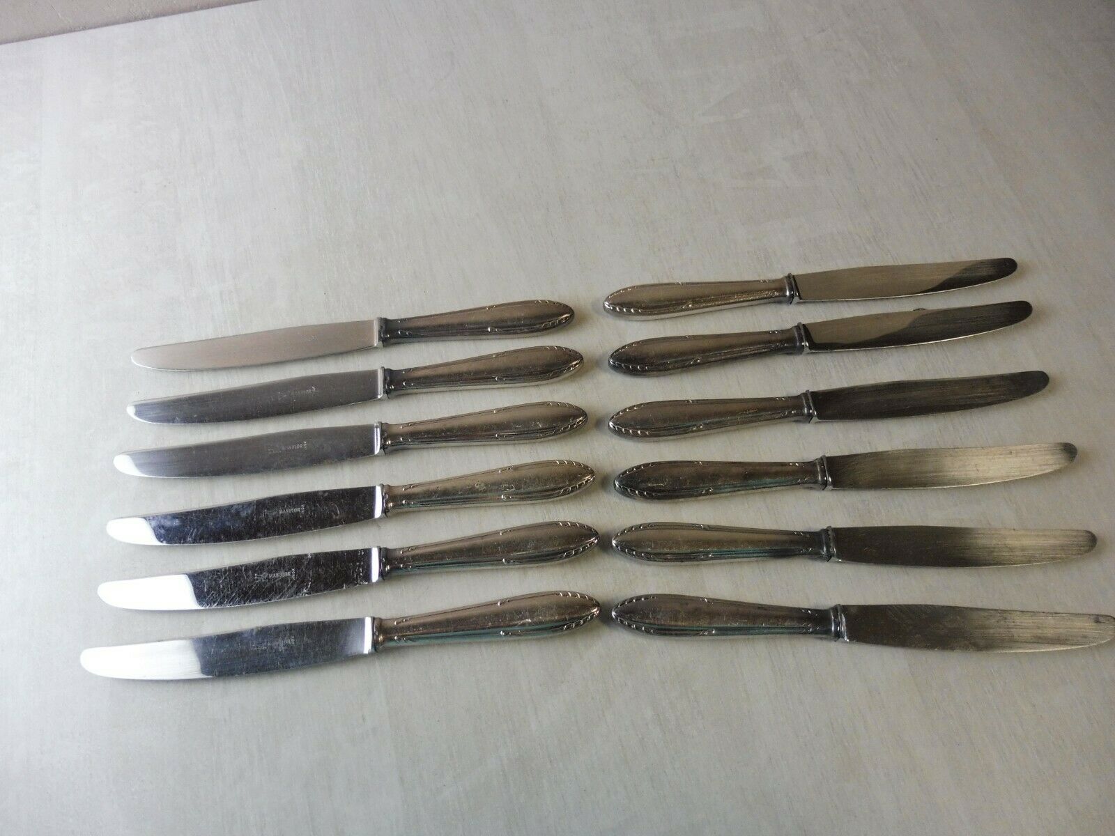 Set of 12 old silver metal knives, art deco décor, Manulor