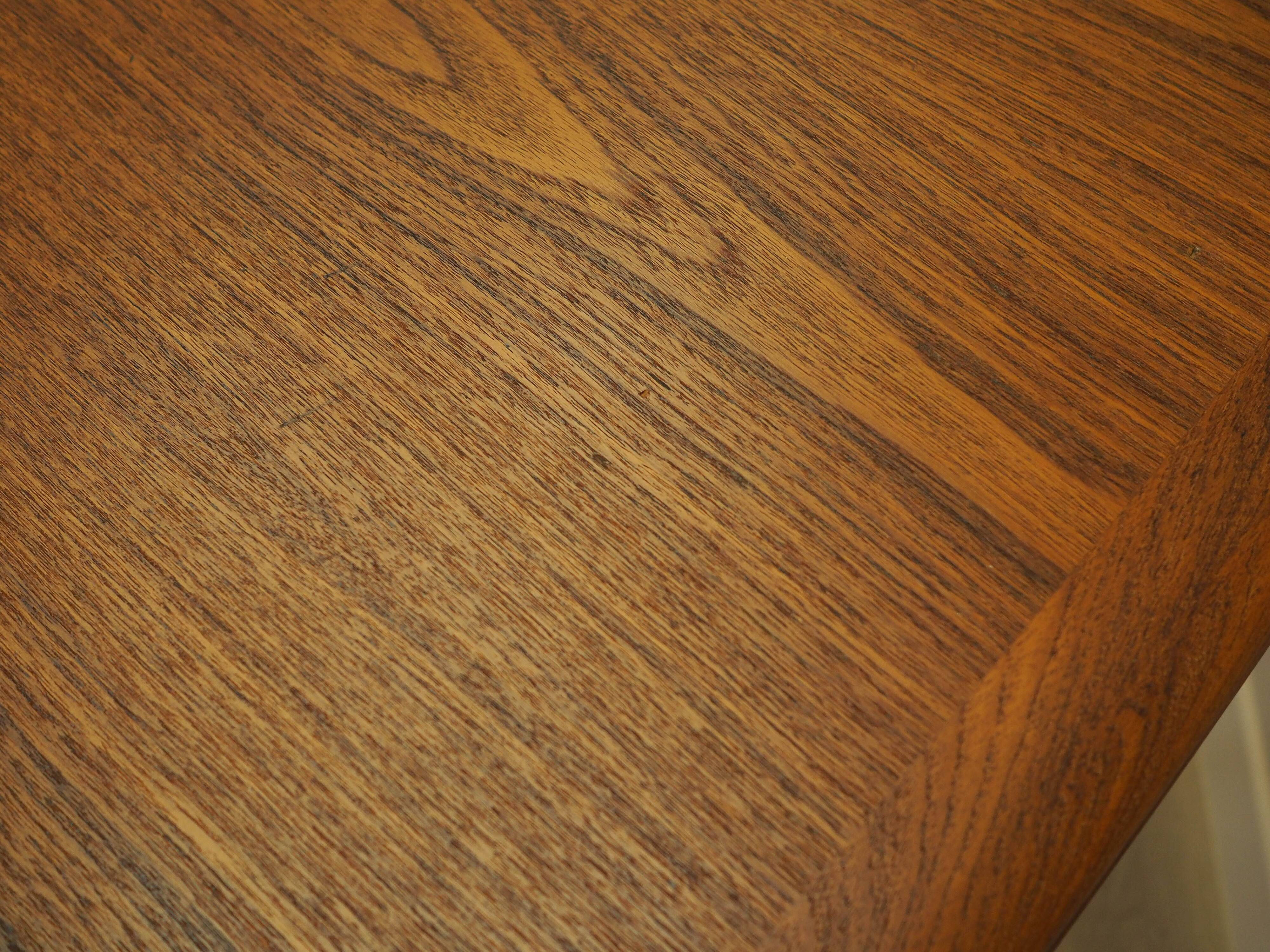 Table en teck, design danois, années 1970, fabriquée au Danemark