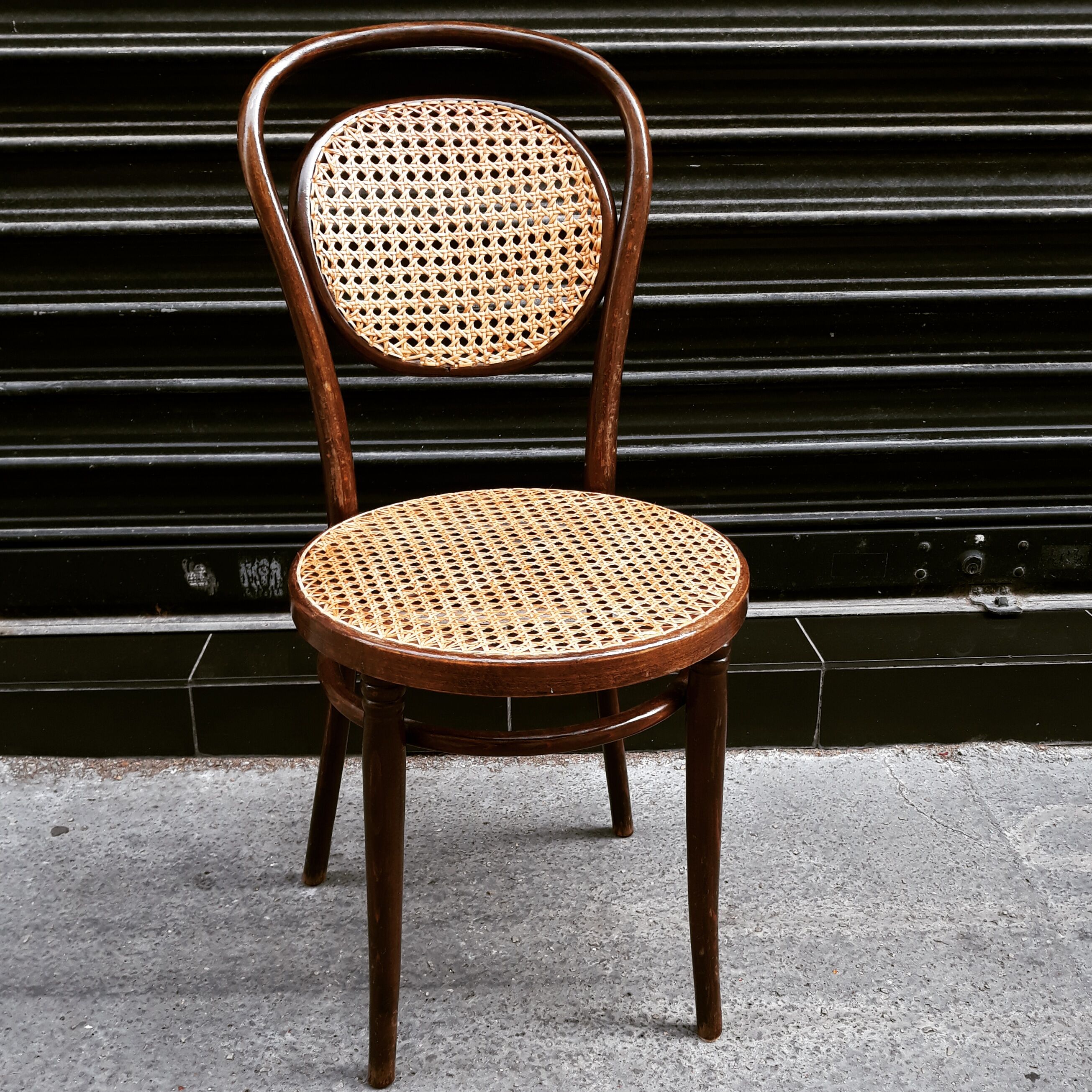 Vintage bistro chair model Thonet