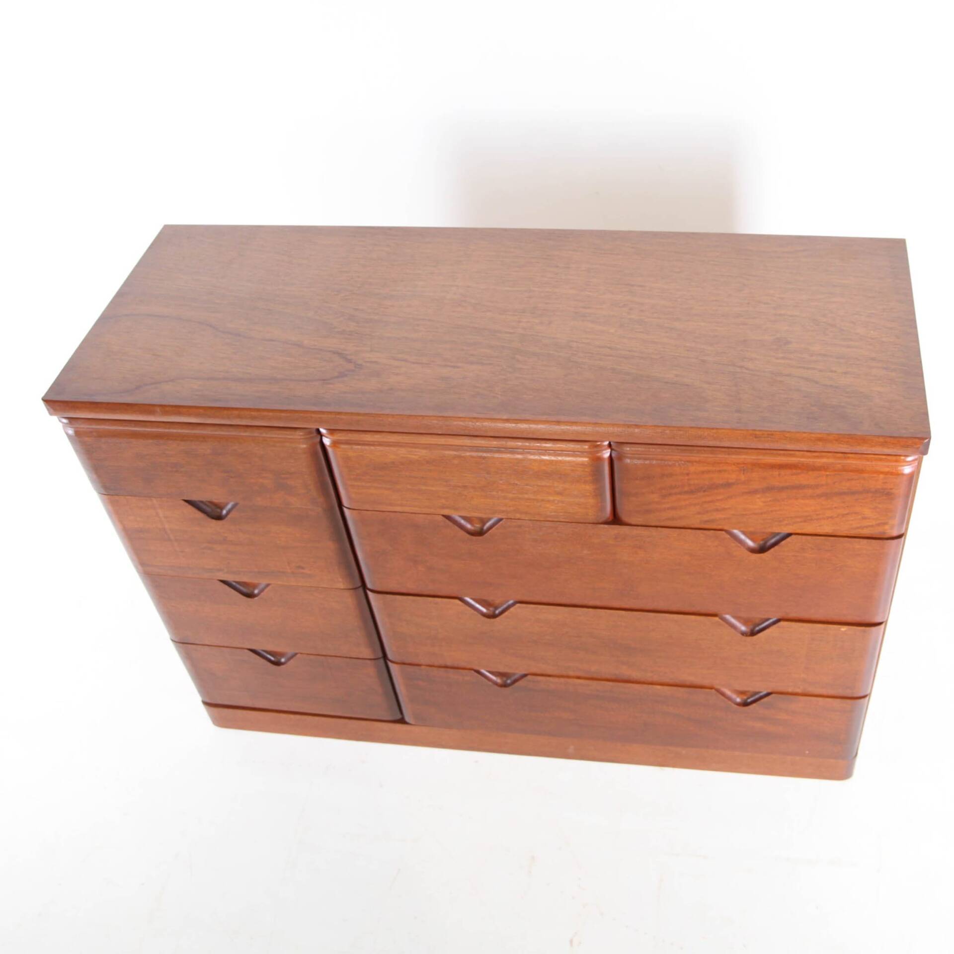 Japanese commode