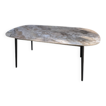 Santiago dining table Boconcept