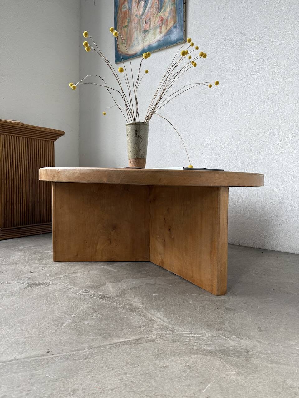 Round modernist coffee table, elm, 1950s.